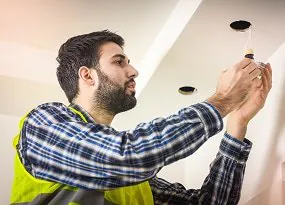 Einbauspot installieren